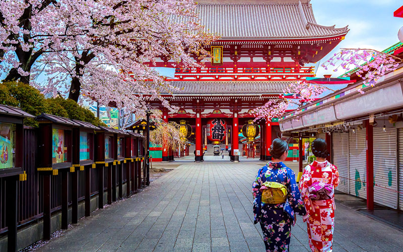 Lễ chùa đầu năm ở Nhật